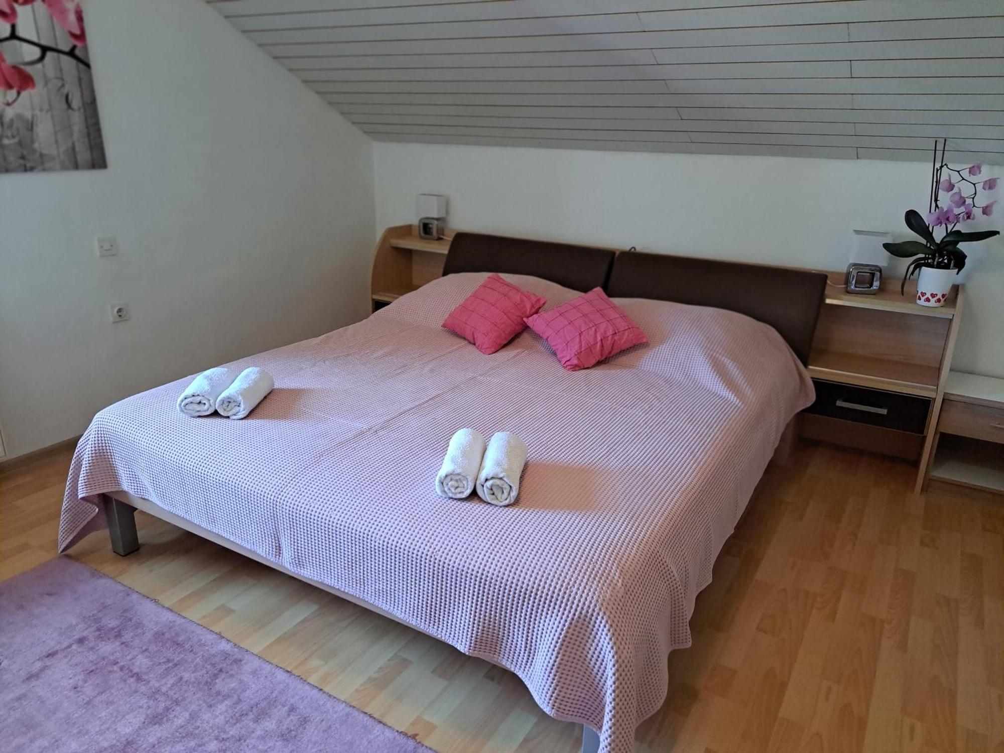 Apartments Bukor Lukovica pri Domzalah Екстер'єр фото